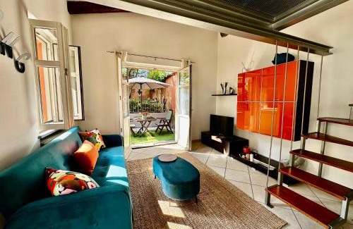 Riva Apartment | La Casetta del Centro Luminoso loft con terrazzo e giardino