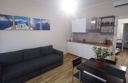 Aurora Apartment | LA CASETTA DI A&FA two steps from the historic center of Turin, (8 minutes walk).