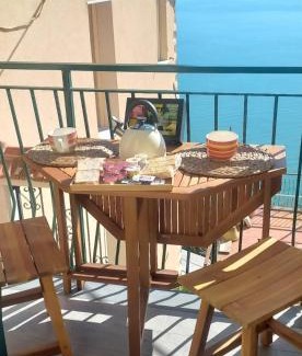 San Bernardino House | La casetta sul mare