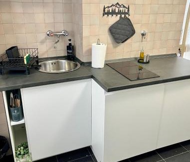 Chiusa di San Michele Apartment | La Casita, appartamento vicino alla Sacra di San Michele, ideale per coppie, con cucina e ingresso indipendente