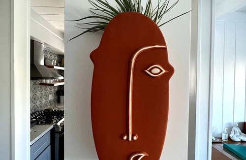 Hollywood Beach Cottage | La Casita Azul - Quaint, Artsy Cottage in Hollywood Beach - Short Walk to Sand!
