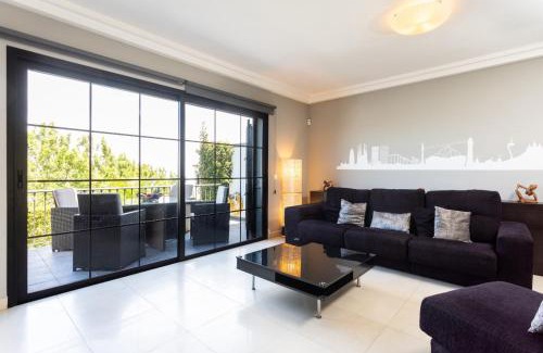 Sauzal House | La Casita Gris