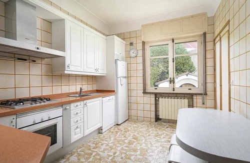Siero House | La Casona del Frontón
