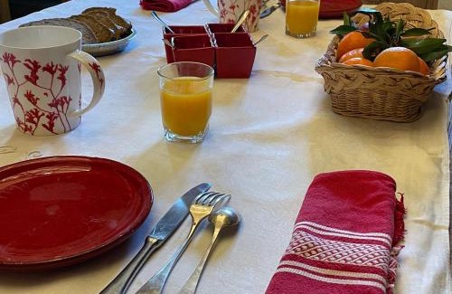 La Roche-Jaudy Bed & Breakfast | La Chambre du Manoir