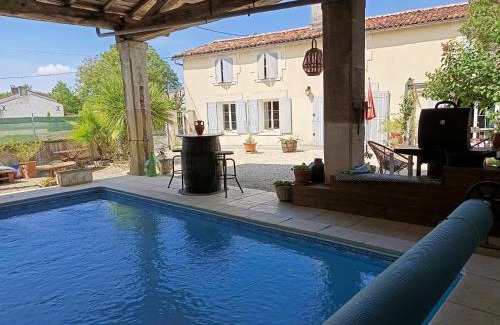 Cherac Bed & Breakfast | La charentaise ch d'hôtes ,Studio
