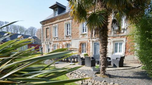 Bordeaux-Saint-Clair House | La Charmeuse d'Etretat