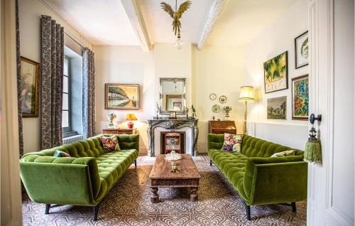 Rieux-Minervois House | La Chasse Au Bonheur