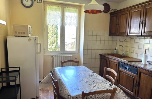 Savignac House | La Clé des Champs in Barbat, Nature-Filled Home with Pool in a Wooded Park