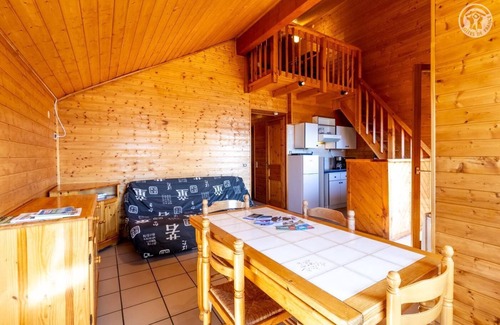 Jarrier House | LA COCHETTE - JARRIER
