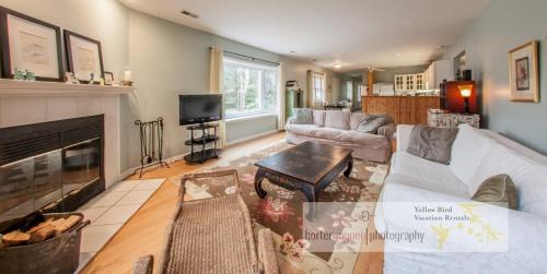 Harbert House | La Colita