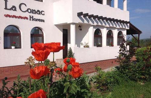 Horezu House | La Conac