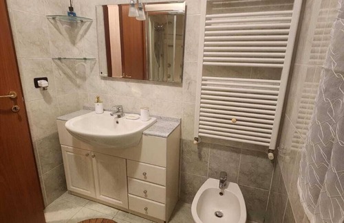 Cornate d'Adda Apartment | La Corte Guesthouse
