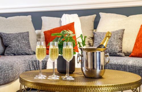 Old Town Villa | La Cour de l'Opera - PrestiPlace Collection