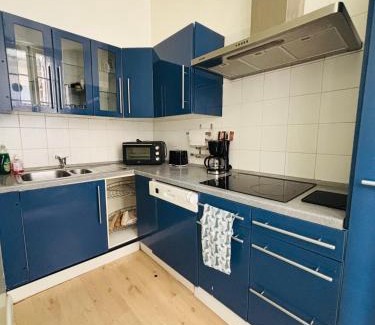 Grand Parc-Paul Doumer Apartment | La Cour des Chartrons - appt 4pax with Terrace