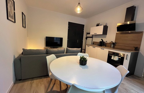 Verdun Apartment | La Cour Du Prince, La Cour Du Prince Verdun