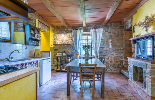 Pescia Apartment | La Cupola: Geranio by Interhome