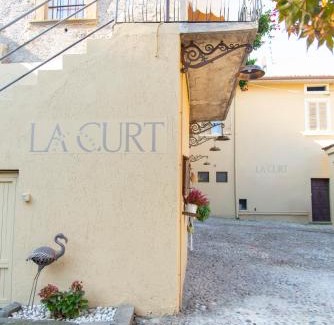 Artogne House | LA CURT guest house
