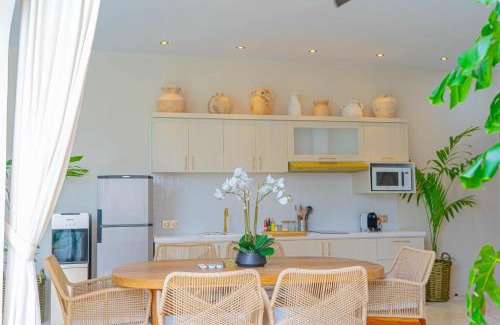 Pogung Lor Villa | La Dorada by Bohemian Jogja Villas
