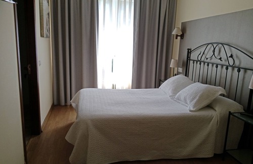 Poo Hotel | La Farola del Mar