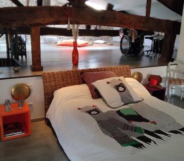 Villerest Bed & Breakfast | LA FEE VIVIANE