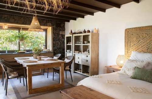 Tias Apartment | La Finquita Only Adults