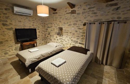 Rochefort-en-Valdaine House | La fontaine de rocoule