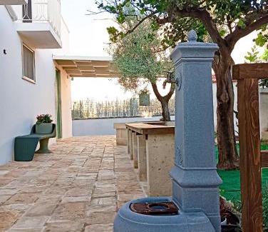 Montalbano House | La Fontana
