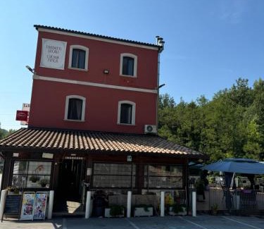 Rocchetta a Volturno Bed & Breakfast | La Foresteria