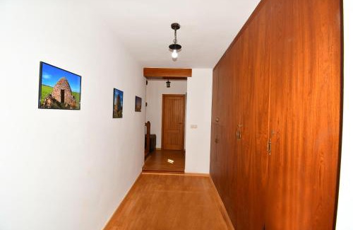 Pozo-Lorente House | La Fragua de la Villa
