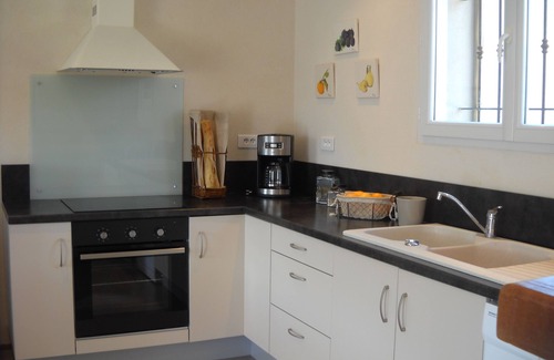 Vaison-la-Romaine House | La Fruitière - your house in Provence. Detached house - sleeps 8 - pool
