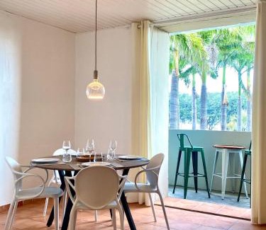 Grand Bois Apartment | La Galerie - La Kaz Bourbon