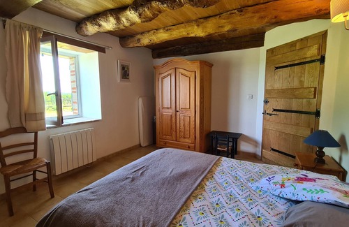 Lauzerte House | La Grange de Louise, charming B&B in the heart of nature in Lauzerte