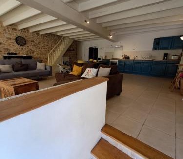 Saint-Gourson House | La grange de Marie