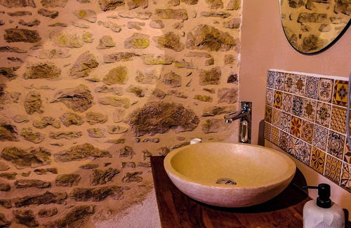 Saint-Amour House | LA GRANGE DES FRANGINES