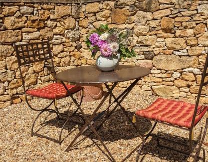 Meyrals Bed & Breakfast | La Grange Symphorine, chambre d'hôtes de charme située entre la vallée de la Dordogne et la vallée de la Vézère