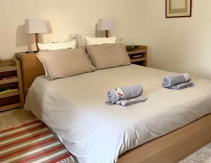 Meyrals Bed & Breakfast | La Grange Symphorine, chambre d'hôtes de charme située entre la vallée de la Dordogne et la vallée de la Vézère