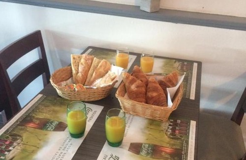 Morlaas Hotel | La Hourquie Café