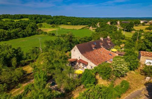 Limogne-en-Quercy Bed & Breakfast | La Hulotte