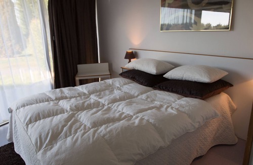 Saint-Aignan-de-Cramesnil Hotel | La Jalousie