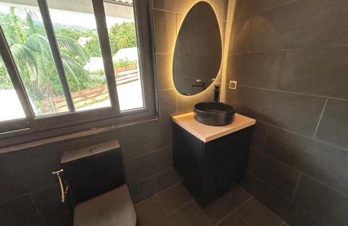 L'Etang-Sale Apartment | La Kaz Bon'R