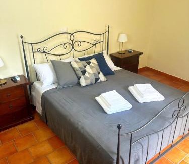 Ocre Bed & Breakfast | La Locanda Del Castello