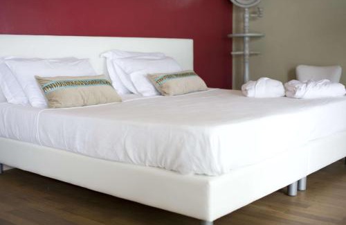 Guarene Bed & Breakfast | La Madernassa Resort - Casalora Dimora Storica di Charme