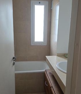 La Lonja Apartment | La madrugada