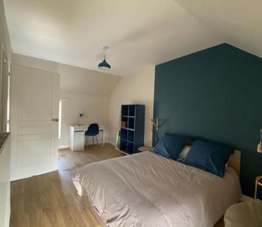 Vincelles House | La Maison Bleue, maison mitoyenne de campagne