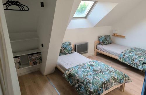 Paissy House | La Maison bleue Paissy