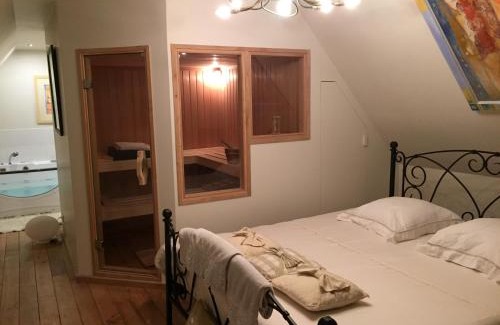 Frasnes-Lez-Anvaing Bed & Breakfast | La Maison d'Arc Chambres et Tables d'Hôtes