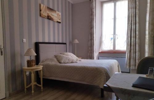 Le Beny Bocage House | La Maison De La Fontaine, Le Beny Bocage