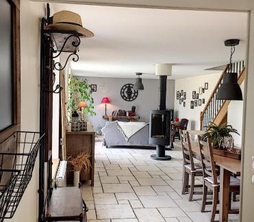 Prehy House | La maison de Lucien, gîte au cœur du vignoble Chablisien