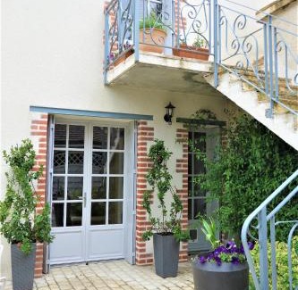 Limeray House | LA MAISON DE ROSE