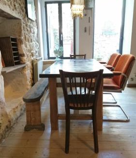 Aigueze House | La maison du brocanteur